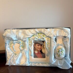 Vintage Ceramic Dresser 3 Pc. Set, Baby Blue Vase, Trinket Dish & 3.5"x5" Frame